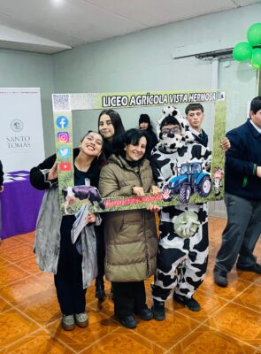Asistencia a “Encuentro Vocacional” en Liceo Agrícola Vista Hermosa